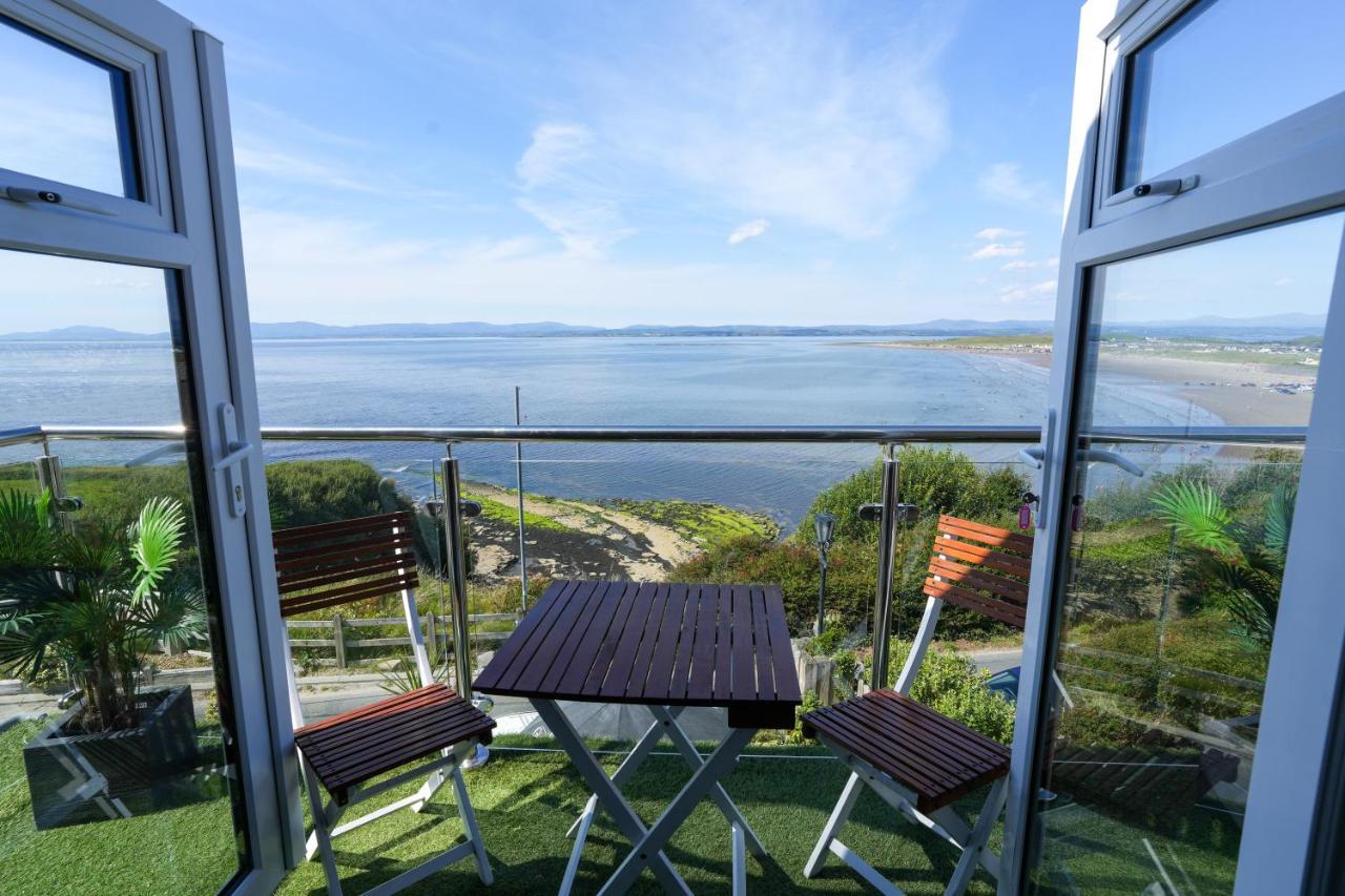 The Gaslight Inn Self Catering Holiday Apartments Rossnowlagh Donegal * Rossnowlagh