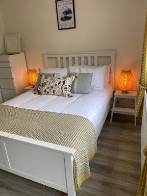 Bed & Breakfast The Gaslight Inn Self Catering Holiday Apartments Rossnowlagh Donegal Rossnowlagh